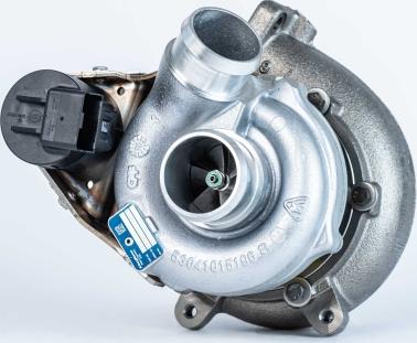 BorgWarner 5304 988 0116 - Турбина, принудително пълнене с въздух vvparts.bg