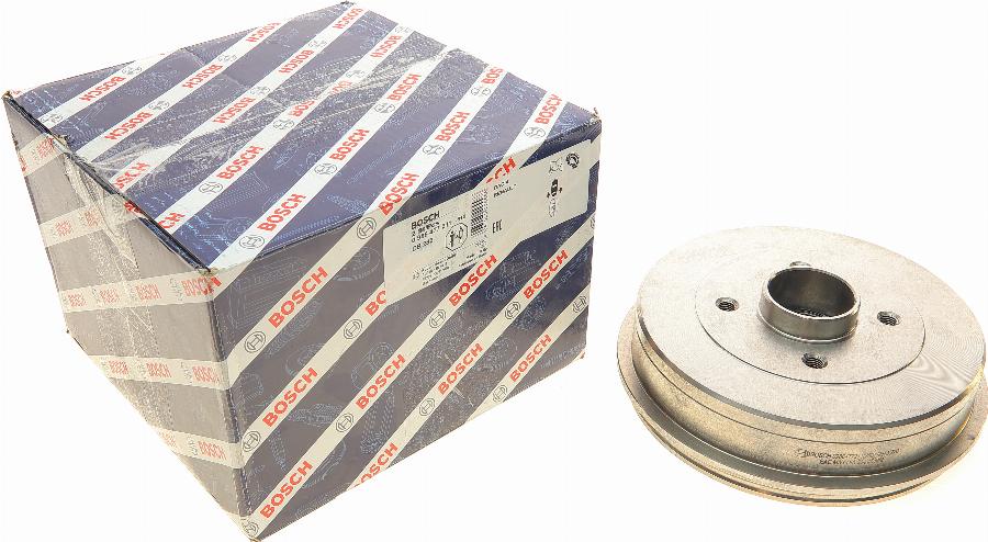 BOSCH 0 986 477 211 - Спирачен барабан vvparts.bg