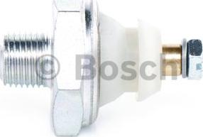 BOSCH 0 986 344 051 - Датчик, налягане на маслото vvparts.bg