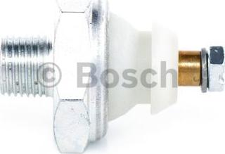 BOSCH 0 986 344 052 - Датчик, налягане на маслото vvparts.bg