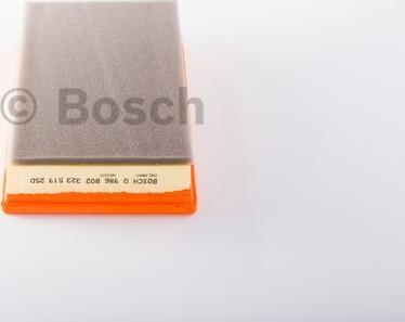BOSCH 0 986 B02 323 - Въздушен филтър vvparts.bg