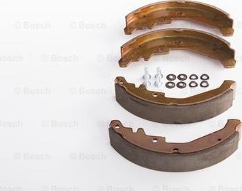 BOSCH 0 986 BB3 516 - Комплект спирачна челюст vvparts.bg