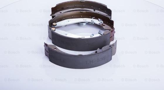 BOSCH 0 986 BB3 534 - Комплект спирачна челюст vvparts.bg