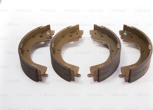 BOSCH 0 986 BB3 533 - Комплект спирачна челюст vvparts.bg