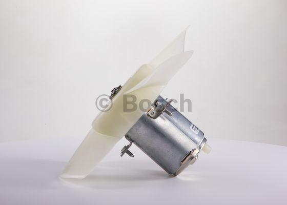 BOSCH 0 130 107 077 - Електромотор, вентилатор на радиатора vvparts.bg