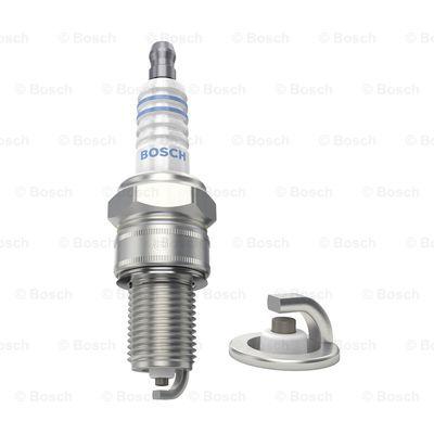 BOSCH 0 242 235 988 - Запалителна свещ vvparts.bg