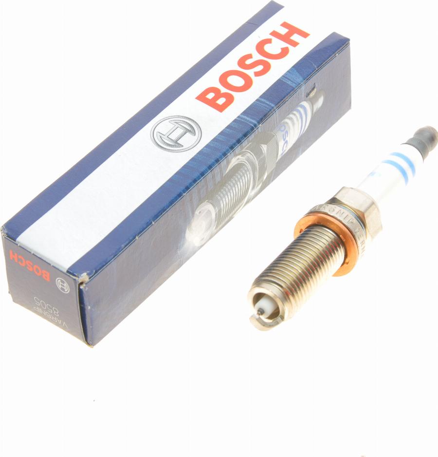 BOSCH 0 242 140 565 - Запалителна свещ vvparts.bg