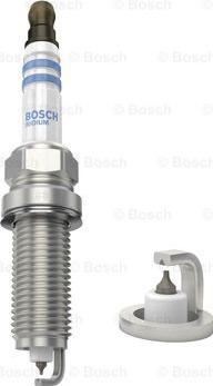 BOSCH 0 242 135 517 - Запалителна свещ vvparts.bg