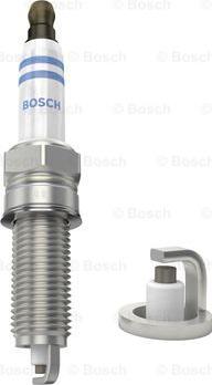 BOSCH 0 242 135 528 - Запалителна свещ vvparts.bg