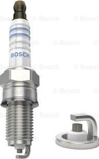 BOSCH 0 242 135 558 - Запалителна свещ vvparts.bg