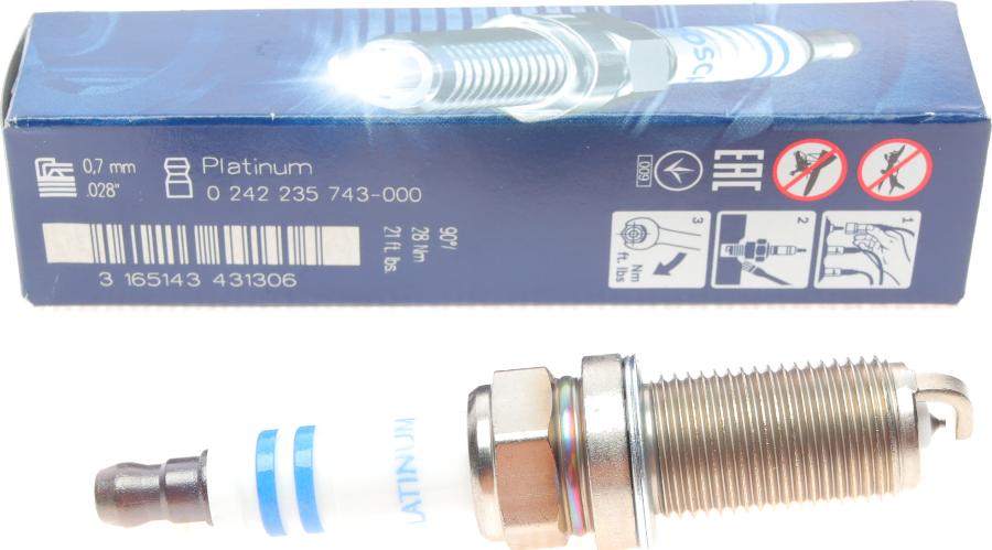 BOSCH 0 242 235 743 - Запалителна свещ vvparts.bg