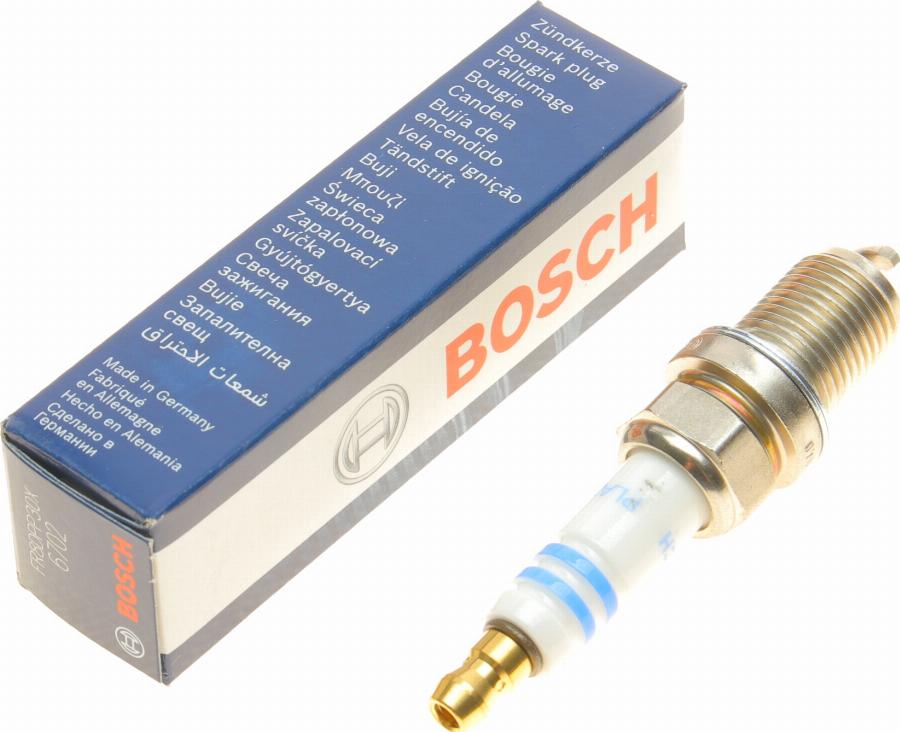 BOSCH 0 242 230 557 - Запалителна свещ vvparts.bg