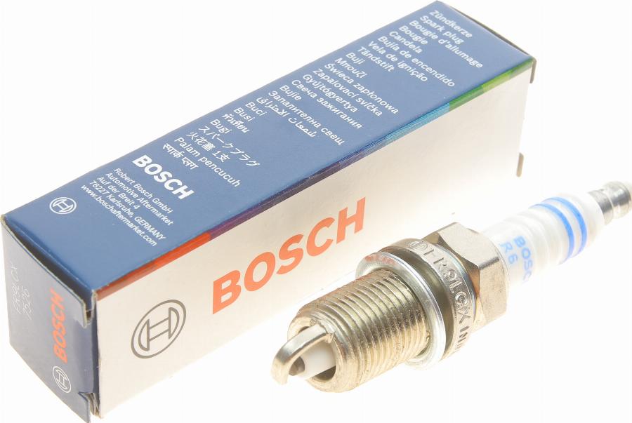 BOSCH 0 242 225 580 - Запалителна свещ vvparts.bg