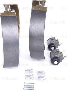 BOSCH 0 204 114 646 - Комплект спирачна челюст vvparts.bg