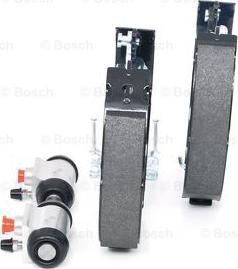 BOSCH 0 204 114 616 - Комплект спирачна челюст vvparts.bg