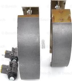 BOSCH 0 204 114 103 - Комплект спирачна челюст vvparts.bg