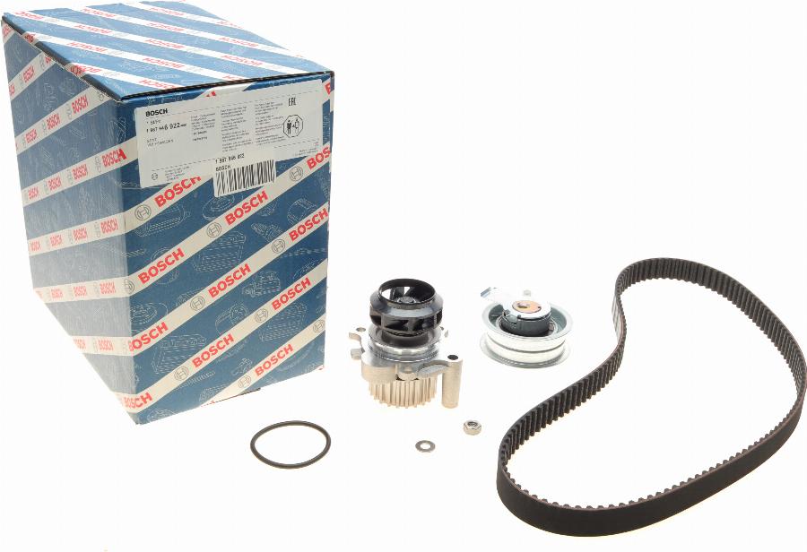 BOSCH 1 987 946 922 - Водна помпа+ к-кт ангренажен ремък vvparts.bg