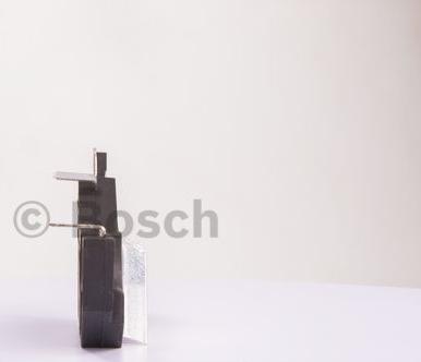 BOSCH F 042 320 220 - Регулатор на генератор vvparts.bg