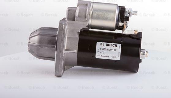 BOSCH F 000 AL0 137 - Стартер vvparts.bg