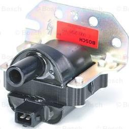 BOSCH F 000 ZS0 105 - Запалителна бобина vvparts.bg