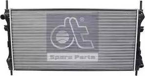 DT Spare Parts 13.42102 - Радиатор, охлаждане на двигателя vvparts.bg