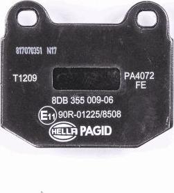 HELLA 8DB 355 009-061 - Комплект спирачно феродо, дискови спирачки vvparts.bg