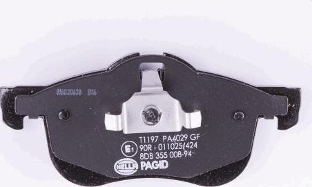 HELLA PAGID 8DB 355 008-941 - Комплект спирачно феродо, дискови спирачки vvparts.bg