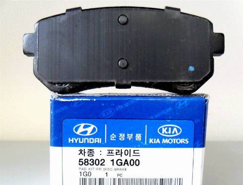 Hyundai 58302-1GA00 - Комплект спирачно феродо, дискови спирачки vvparts.bg