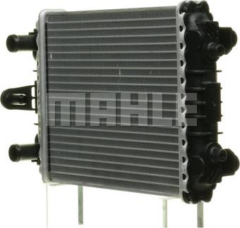 MAHLE CR 913 000P - Радиатор, охлаждане на двигателя vvparts.bg