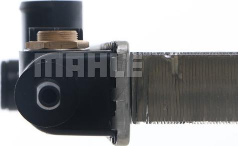 MAHLE CR 479 000S - Радиатор, охлаждане на двигателя vvparts.bg