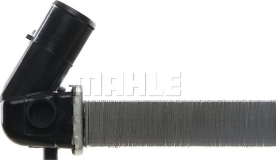 MAHLE CR 597 000S - Радиатор, охлаждане на двигателя vvparts.bg