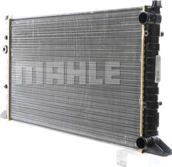 MAHLE CR 1056 000S - Радиатор, охлаждане на двигателя vvparts.bg