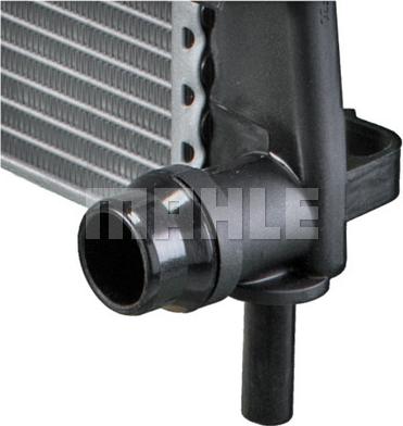 MAHLE CR 1355 000P - Радиатор, охлаждане на двигателя vvparts.bg