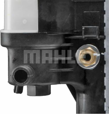 MAHLE CR 329 000P - Радиатор, охлаждане на двигателя vvparts.bg