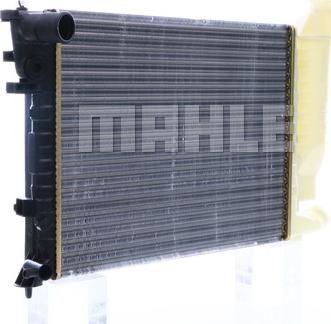 MAHLE CR 2205 000S - Радиатор, охлаждане на двигателя vvparts.bg