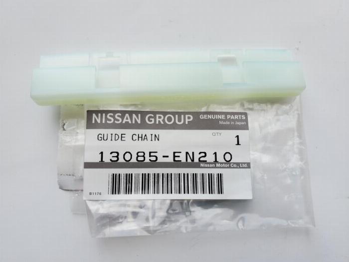 NISSAN 13085-EN210 - Комплект ангренажна верига vvparts.bg