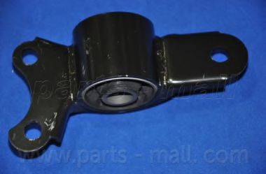 Parts-Mall CM-D702 - Тампон, носач vvparts.bg