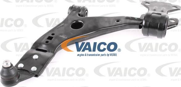 VAICO V25-1110 - Носач, окачване на колелата vvparts.bg