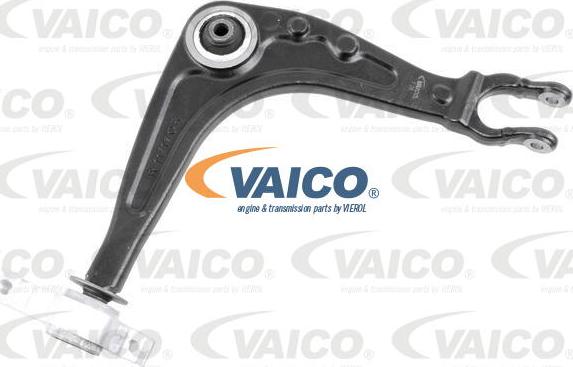 VAICO V22-0447 - Носач, окачване на колелата vvparts.bg