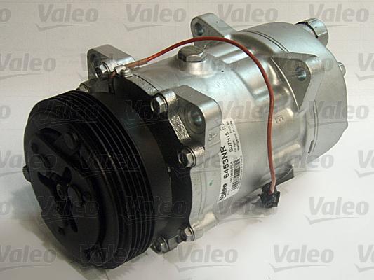 Valeo 813808 - Компресор, климатизация vvparts.bg