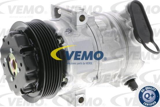 Vemo V40-15-0042 - Компресор, климатизация vvparts.bg