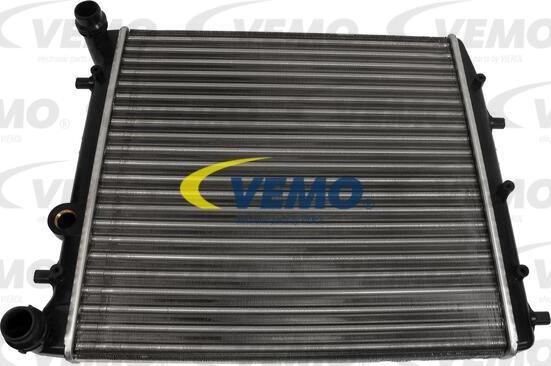 Vemo V15-60-5059 - Радиатор, охлаждане на двигателя vvparts.bg