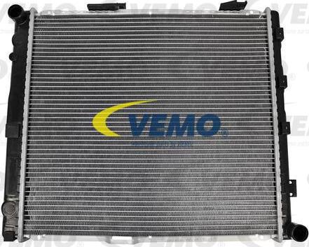 Vemo V30-60-1304 - Радиатор, охлаждане на двигателя vvparts.bg