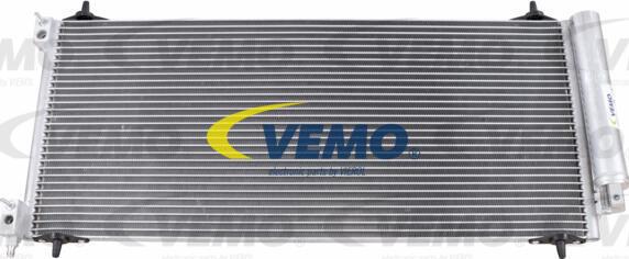 Vemo V22-62-0016 - Кондензатор, климатизация vvparts.bg